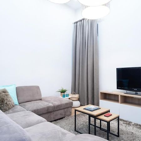 Super Central Apartment With A/C Budapest Bagian luar foto